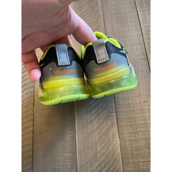 Saucony child flash glow sneaker - Picture 6 of 8
